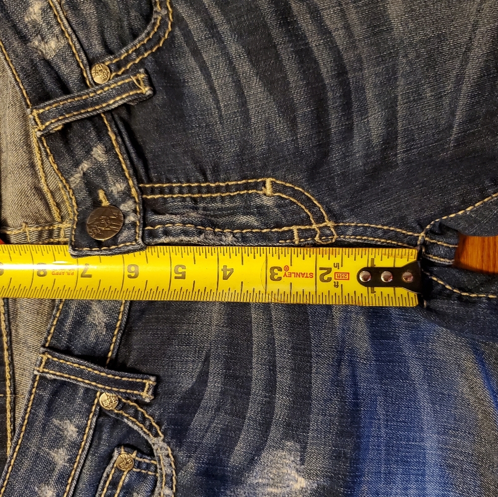 Bke Capris - image 6